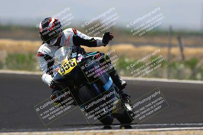 media/Jun-07-2025-TrackDaz (Sat) [[4413525952]]/B Group/220pm (Turn 9)/